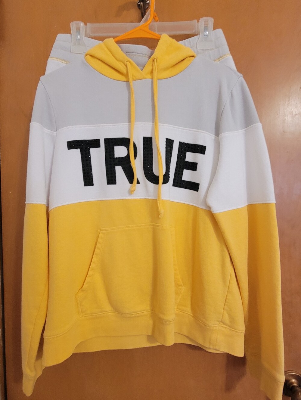 TRUE RELIGION Colorblock Matching Hoodie And Sweat Shorts